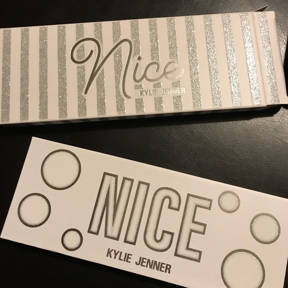 Kylie Holiday Collection Palette NiCE